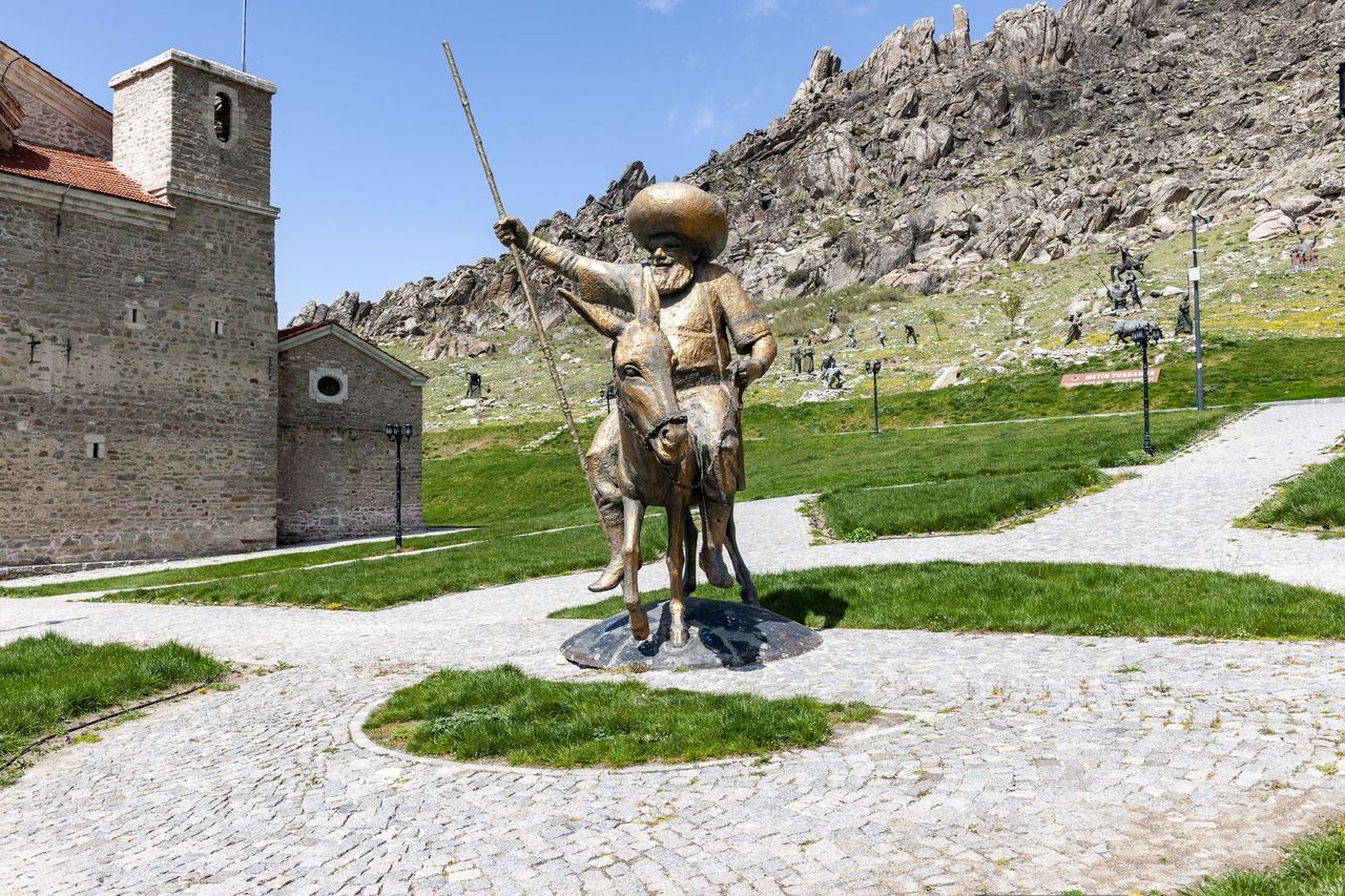 Sanat İnanç ve Zaman Sivrihisar Yolculuğu