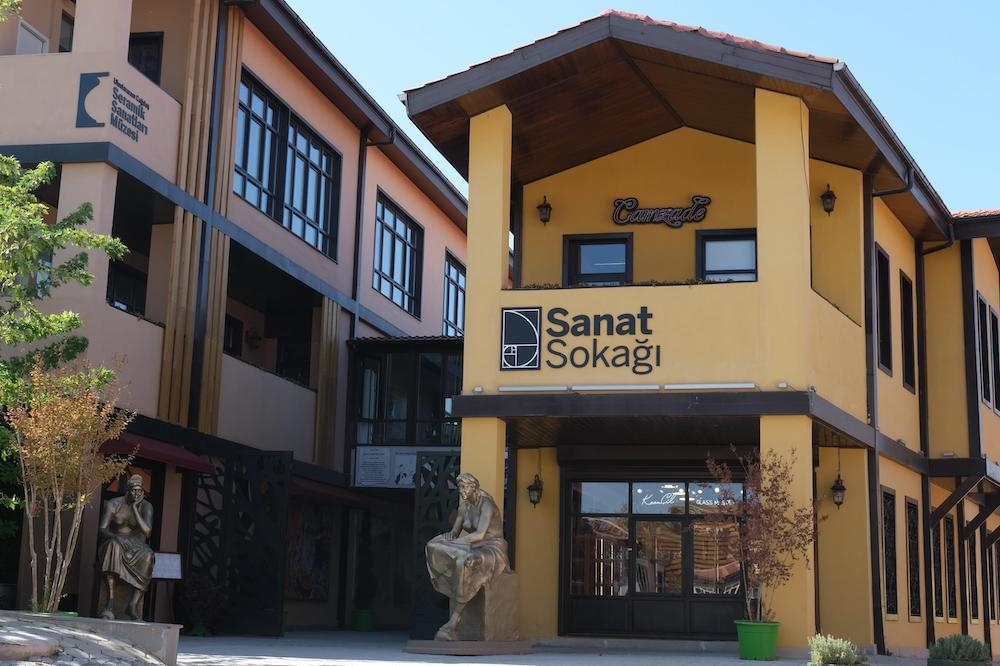 Işığın ve İlhamın İzinde Eskişehir Sanat Rotası
